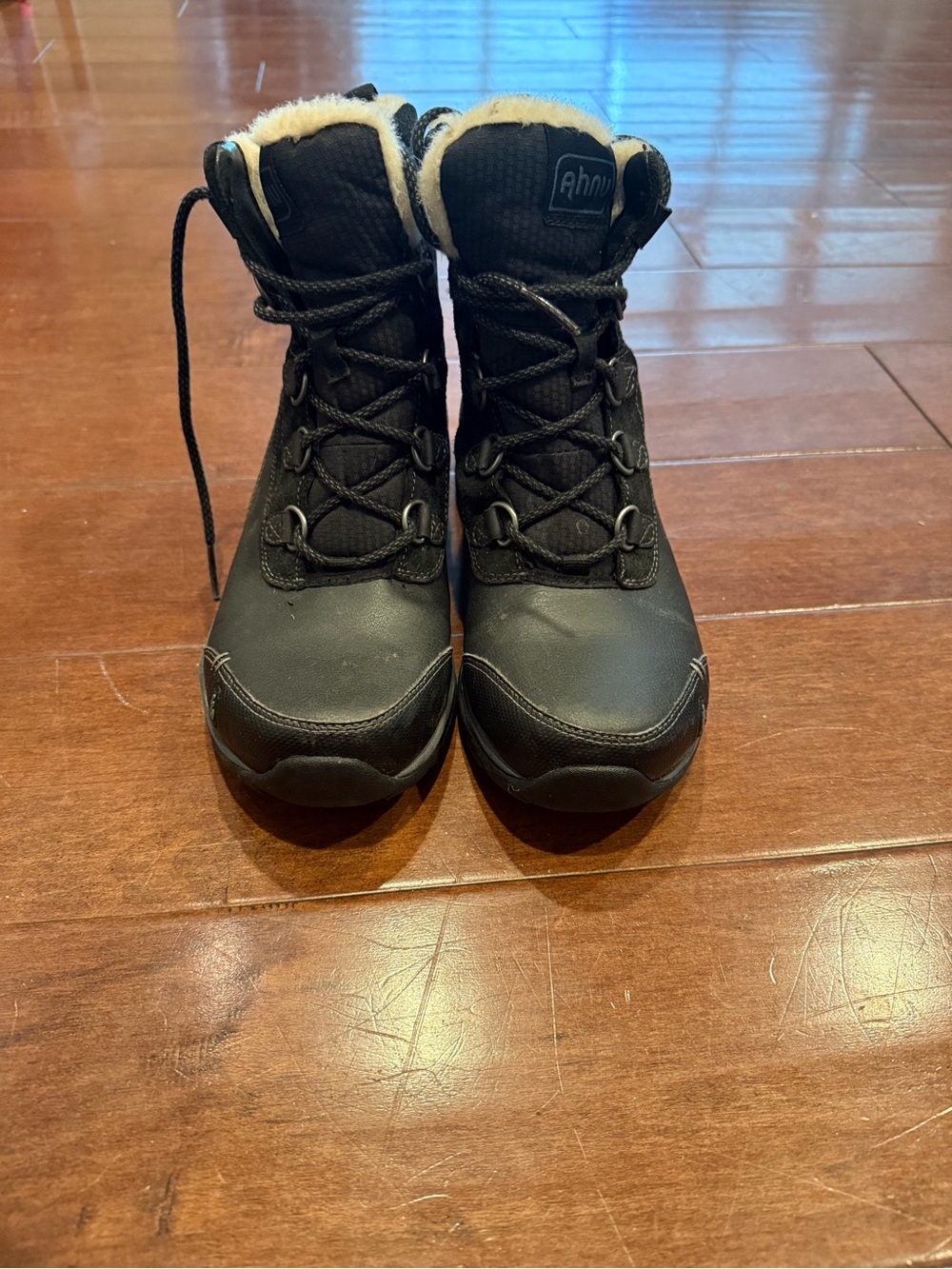 Ahnu Women Black Winter Boots - Insulated Lace-Up, size 8
